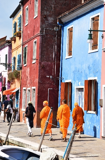 Orange et bleu